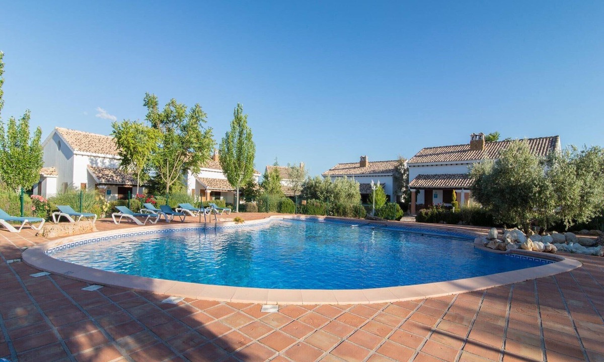 Pozo Alcon House | Spacious Countryside Ibipozo with Pool