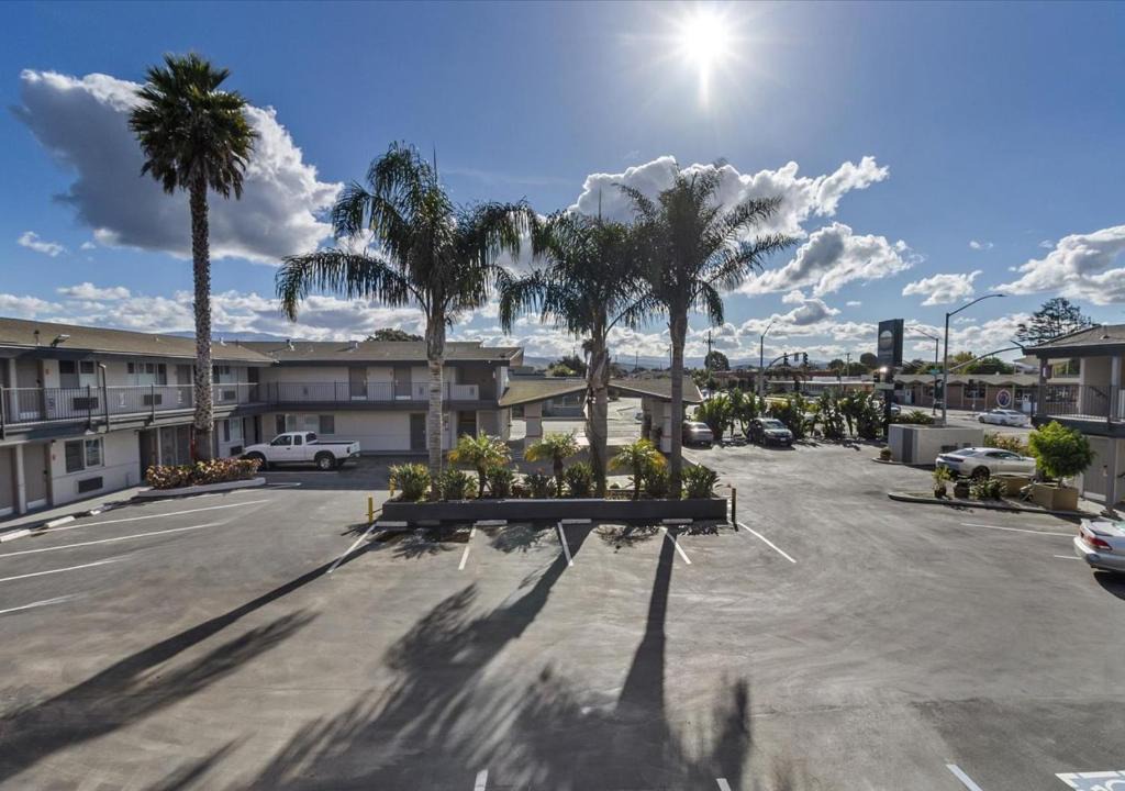 Salinas Hotel | Steinbeck Lodge