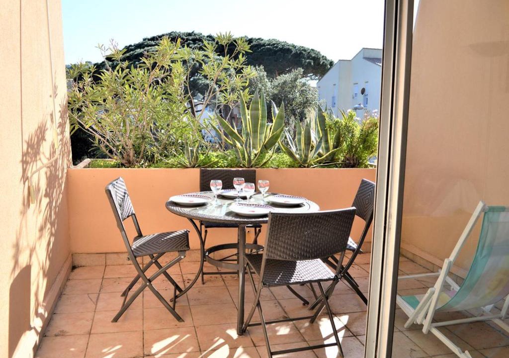 Cavaliere Apartment | Studio Cabine avec Terrasse et Parking - Proche Centre et Plages à Cavalaire-sur-Mer - FR-1-226B-31