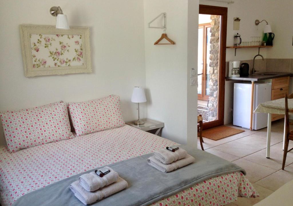 Chorges Apartment | Studio Chez Mary
