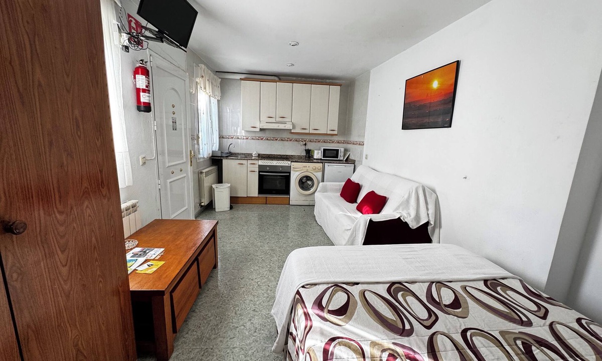 Gozon Cottage | Studio for 2 people and a baby