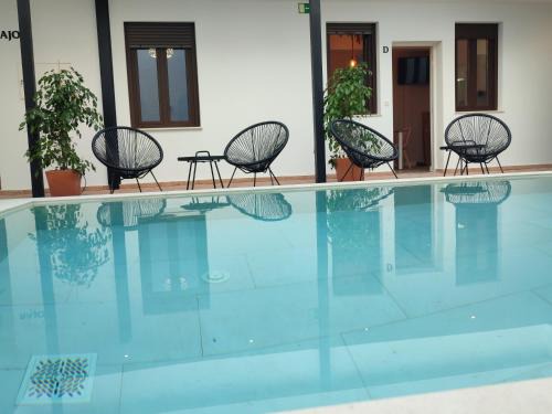 San Pedro Apartment | Sueños de Orive. Con piscina y wifi. Casco antiguo.