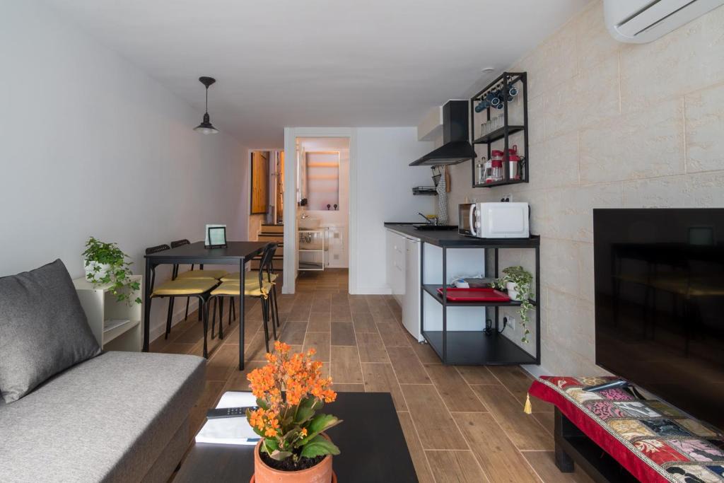 Brunete Apartment | Suite Dúplex con terraza independiente