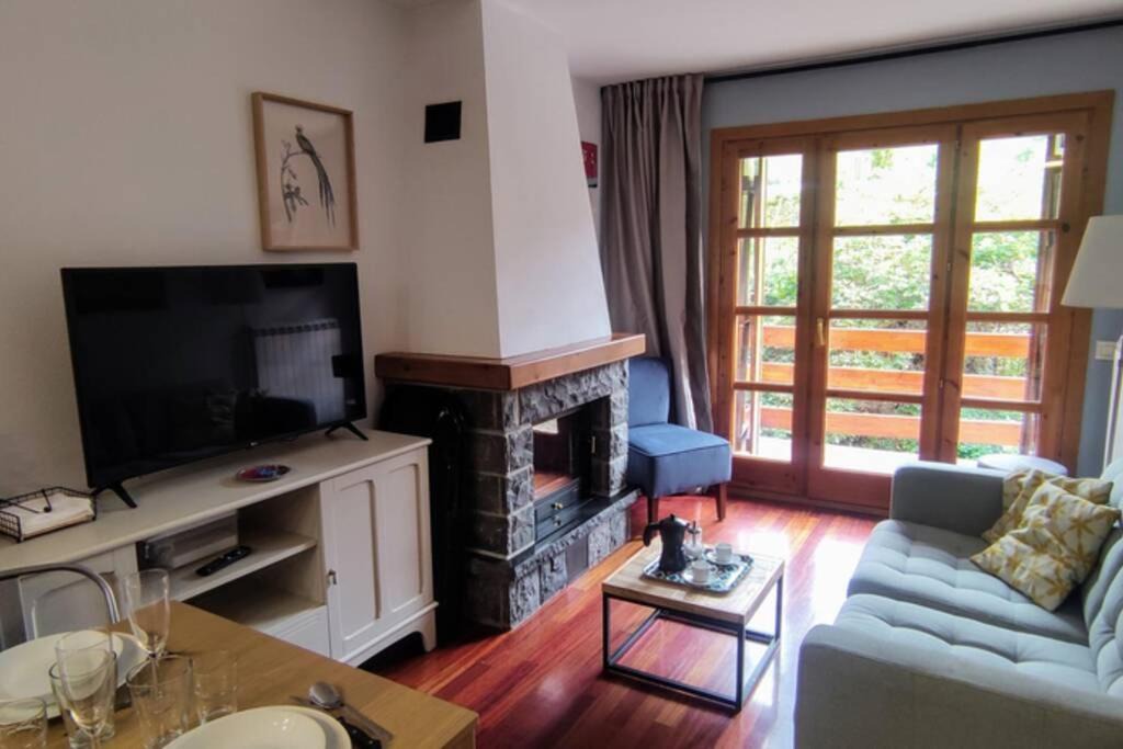 Benasque Apartment | Terraza de Laball