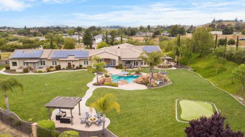 Temecula Villa | Twilight Vines by AvantStay