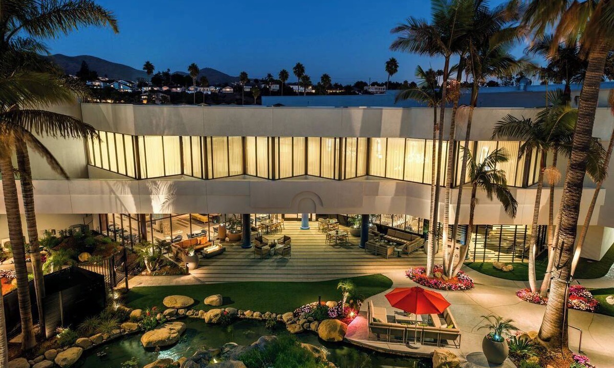 Pierpont Bay Hotel | Ventura Beach Marriott