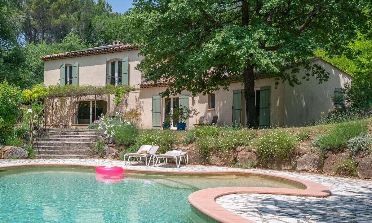 Villecroze Villa | Villa Beau Source: private pool, playground, sauna, bakery within walking distance