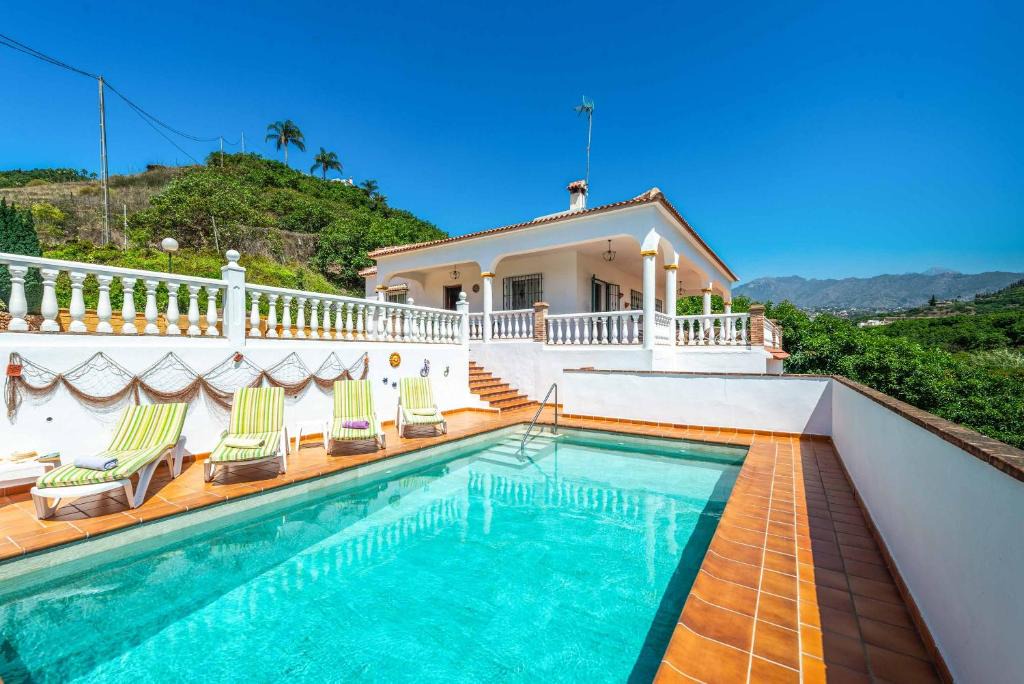 Nerja Villa | Villa Carmela Nerja
