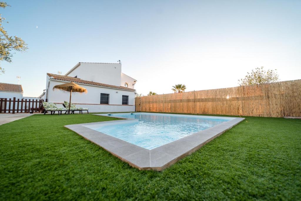 Hornachuelos House | Villa Colorín