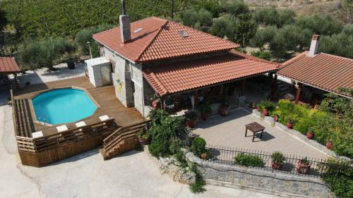 Dhafnes Villa | Villa Galateia