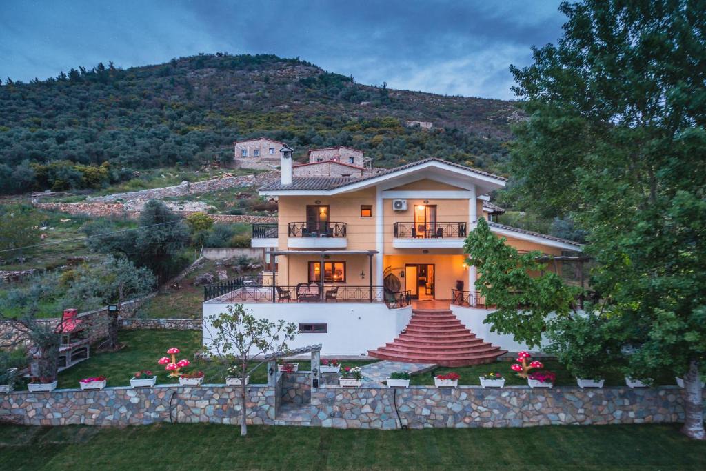 Prinos Villa | Villa Loridis