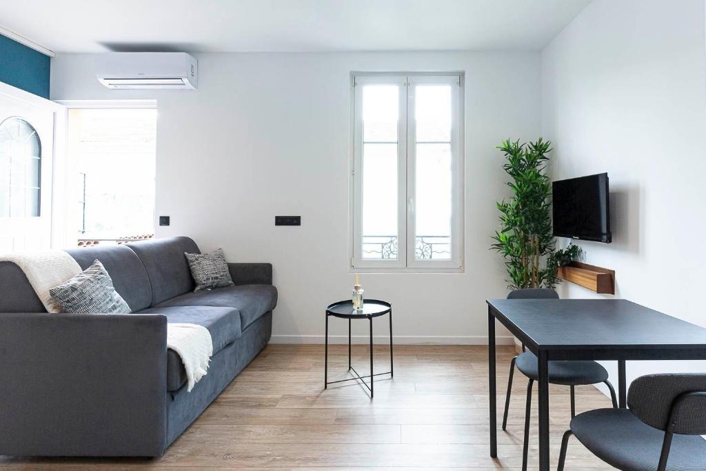 La Californie Apartment | Villa Maska - Studios avec Terrasse proche plage et aéroport de Nice