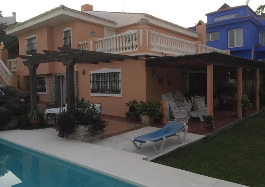 El Faro Villa | villa mijas with pool 50 m beach