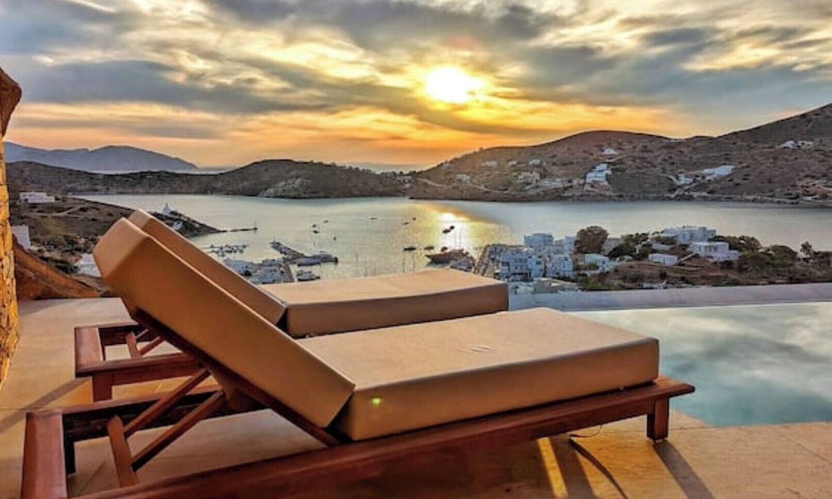 Ios Town Villa | Villa Mirabilis