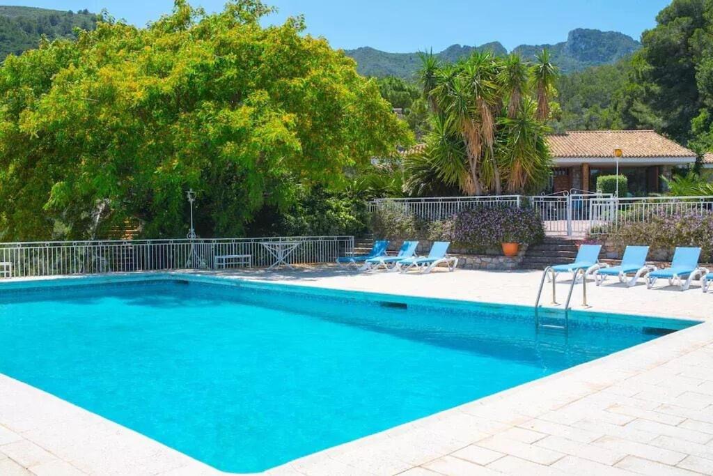 Favara Villa | Villa Montgrau