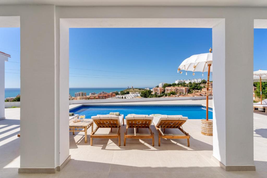 Torreblanca Villa | Villa Oasis
