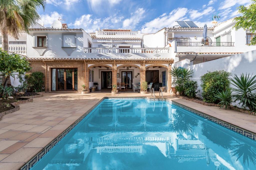 Fuengirola Villa | Villa Oasis