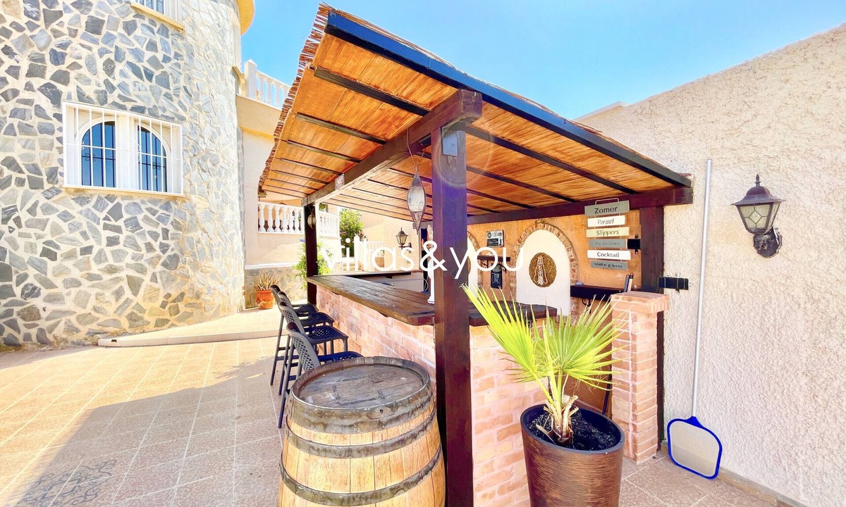 Quesada Villa | Villa Palmera Ciudad Quesada by Villas&You