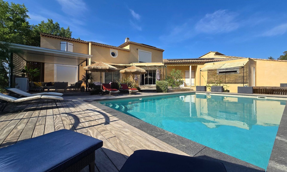Bras Villa | Villa "Superb with Private Pool", Wi-Fi, Air Conditioning