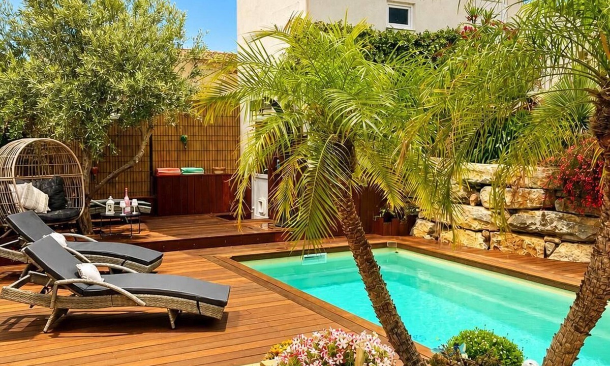Cavalaire-sur-Mer Villa | Villa with private pool 🌿 3 bedrooms - near beaches & center - absolute calm