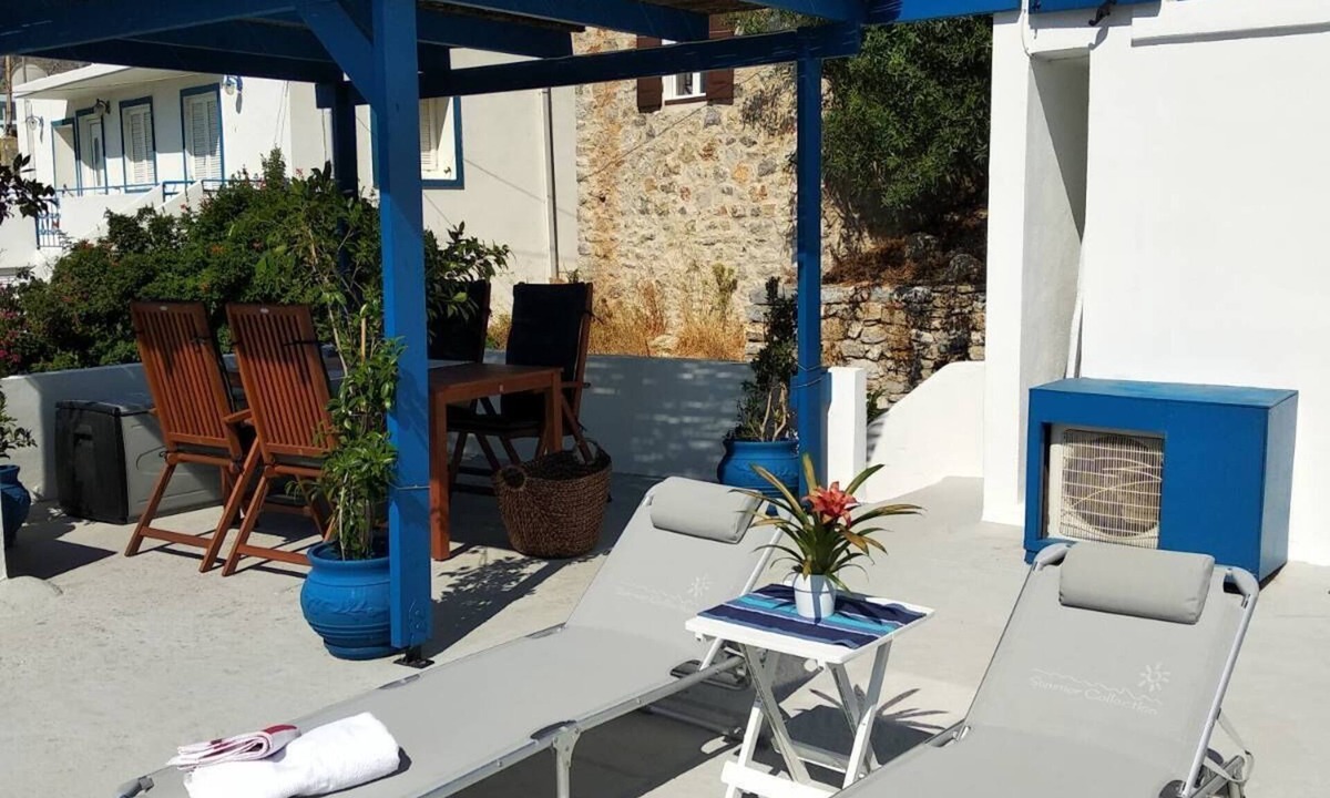 Tilos House | Village studio fully renovated, stunning sea and mountain views.