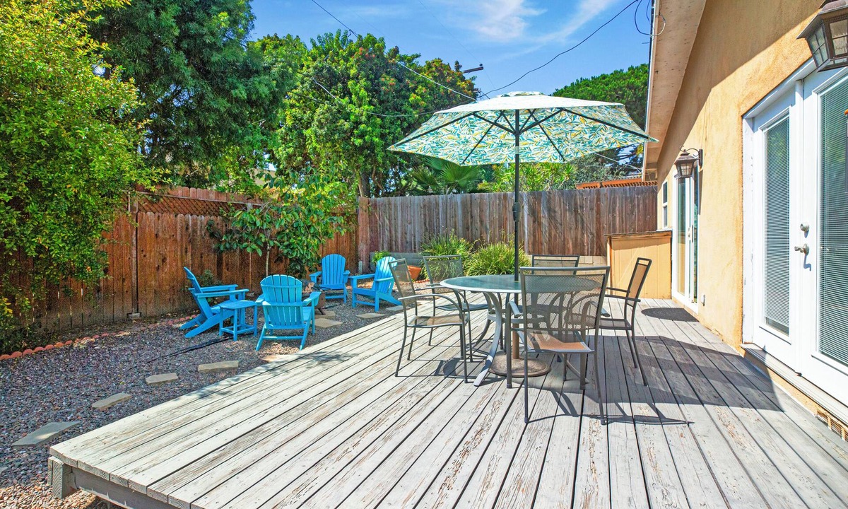 Capistrano Beach House | Walk 2 Ocean & Park, Backyard, Fast WiFi. Pine Perch! STR21-1275