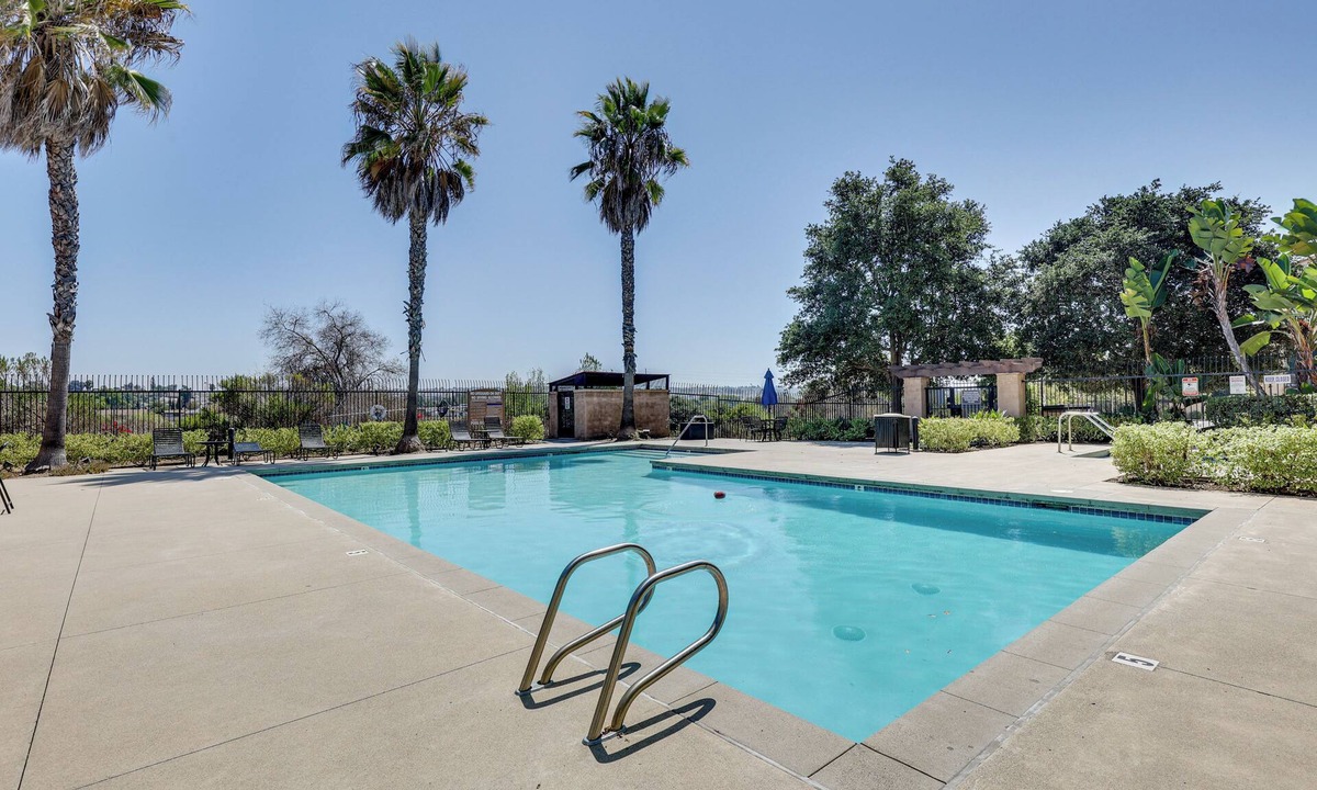 North Valley House | Walk to Public Transit: Oceanside Home w/Balcony