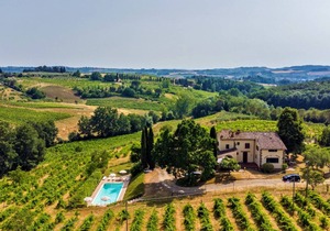 370 m² Accommodation ∙ 6 bedrooms ∙ 16 guests
