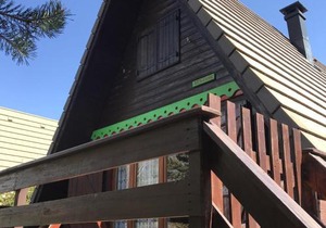 Chalet 3 Pièces avec Terrasse et Parking Gratuit - FR-1-504-620