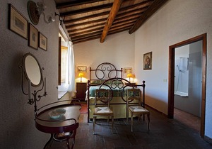 Experience a breathtaking vacation in a castle, restaurant,stunning views
