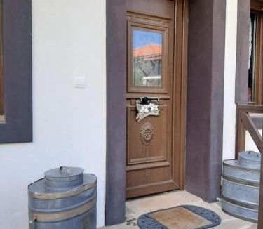 Volakas Apartment | Ενοικιαζόμενη Παραδοσιακή κατοικία Σαν Παραμύθι