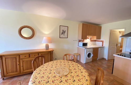 Brunet Apartment | 04B5 : Beautiful studio in a mas provençal - pool