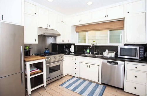 Balboa Peninsula House | 1002 E. Oceanfront | Biggest Oceanfront in Newport Sleeps 20