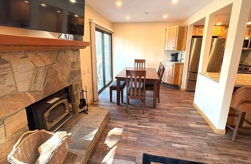 Mammoth Lakes Condo | 111 Premium