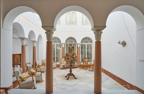Espejo Apartment | 2 bedrooms & private bathroom, shared pool, Wi-Fi, air conditioning