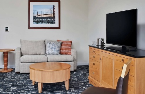 Berkeley Hotel | 2 Units | Marina Stay near San Francisco | Pool, Pet Friendly & Easy Access