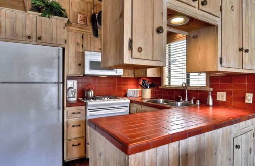 Balboa Island House | 201 Ruby | Affordable Quaint Cottage Balboa Island