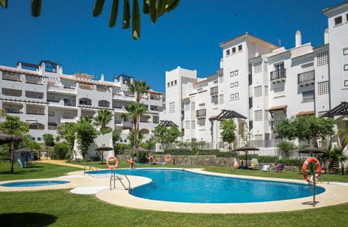 San Luis de Sabinillas Apartment | 2101-Nice penthouse in complex with pools