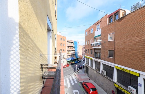 Moncloa-Aravaca Apartment | 3-bedroom flat with balcony and all amenities in Madrid Tempory PDD82B