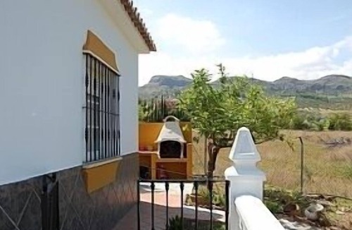 Alora Villa | 3 Bedroom Villa With Private Swimming Pool, AC And With Internet Access (WiFi)