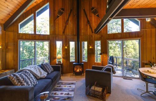 Arnold House | 3 Mi to Big Trees State Park: Cabin w/Deck