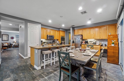 Fallbrook Villa | 3000 Sqft 5BR/4BTH Villa with Pool and Hot Tub