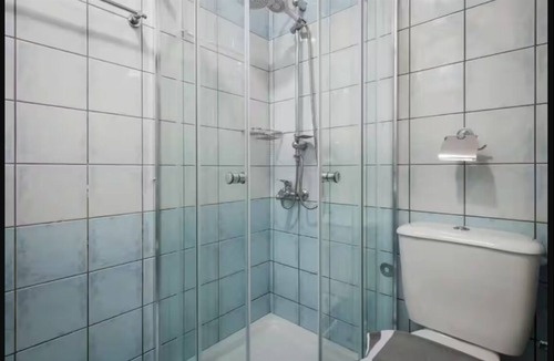 Nea Chora Apartment | 30m² studio 90m from the beach in Chania Self Check‑in Parking Garden Fast WiFi