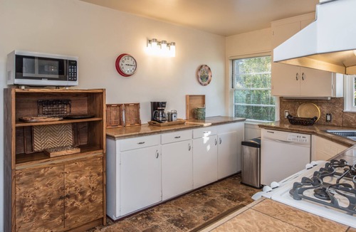 Pacific Grove House | 3759 Pacific Grove Retreat ~ 1 Block to Bay Trail