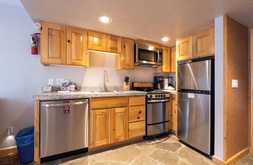 Olympic Valley Hotel | 4 Units Studios | Kitchen | Free Parking | Olympic Valley