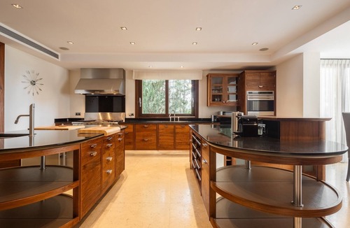 Marbella Villa | 6 bedroom accommodation in Marbella