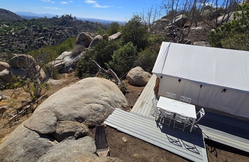 Fallbrook RV Rental | A Cozy Sunrise Glamping Escape with Panoramic View