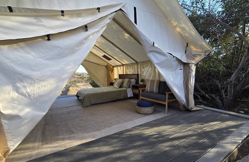 Fallbrook RV Rental | A Cozy Sunrise Glamping Escape with Panoramic View