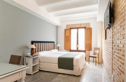 Betera Hotel | Ad Hoc Parque