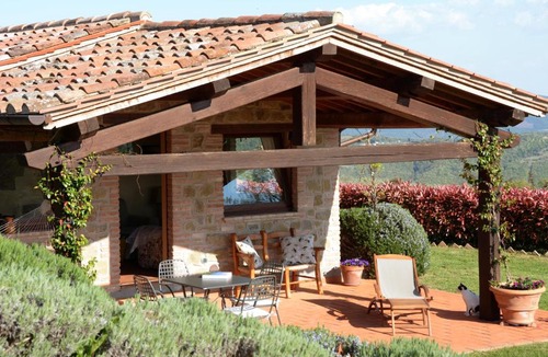 Castel Rigone House | Agriturismo La Bicocca - Country House "L'Olivo"